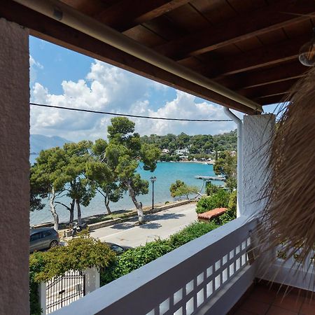 Seaview Apartment - Poros Relaxing Beachfront Flat Poros Town Exteriér fotografie