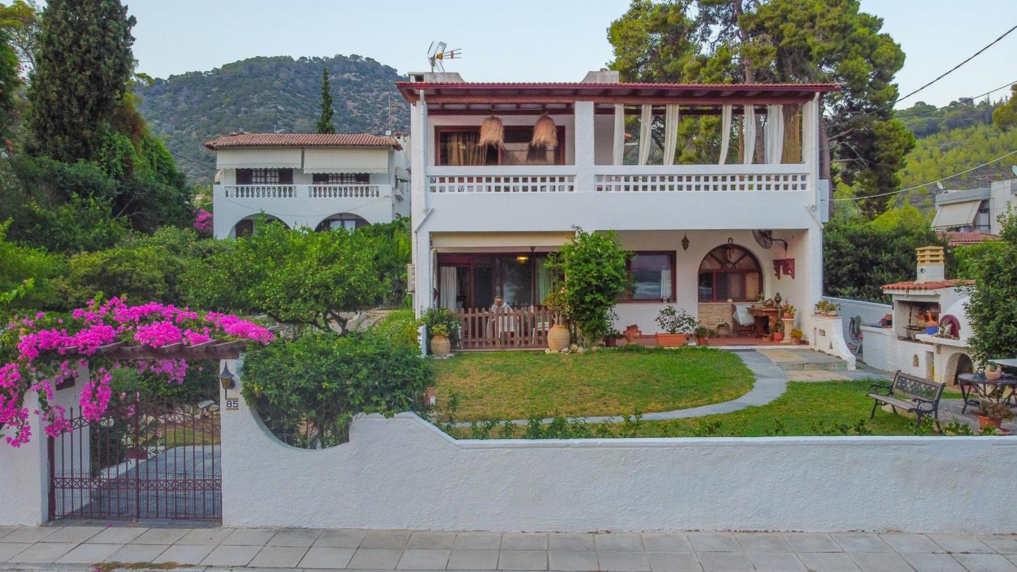 Seaview Apartment - Poros Relaxing Beachfront Flat Poros Town Exteriér fotografie